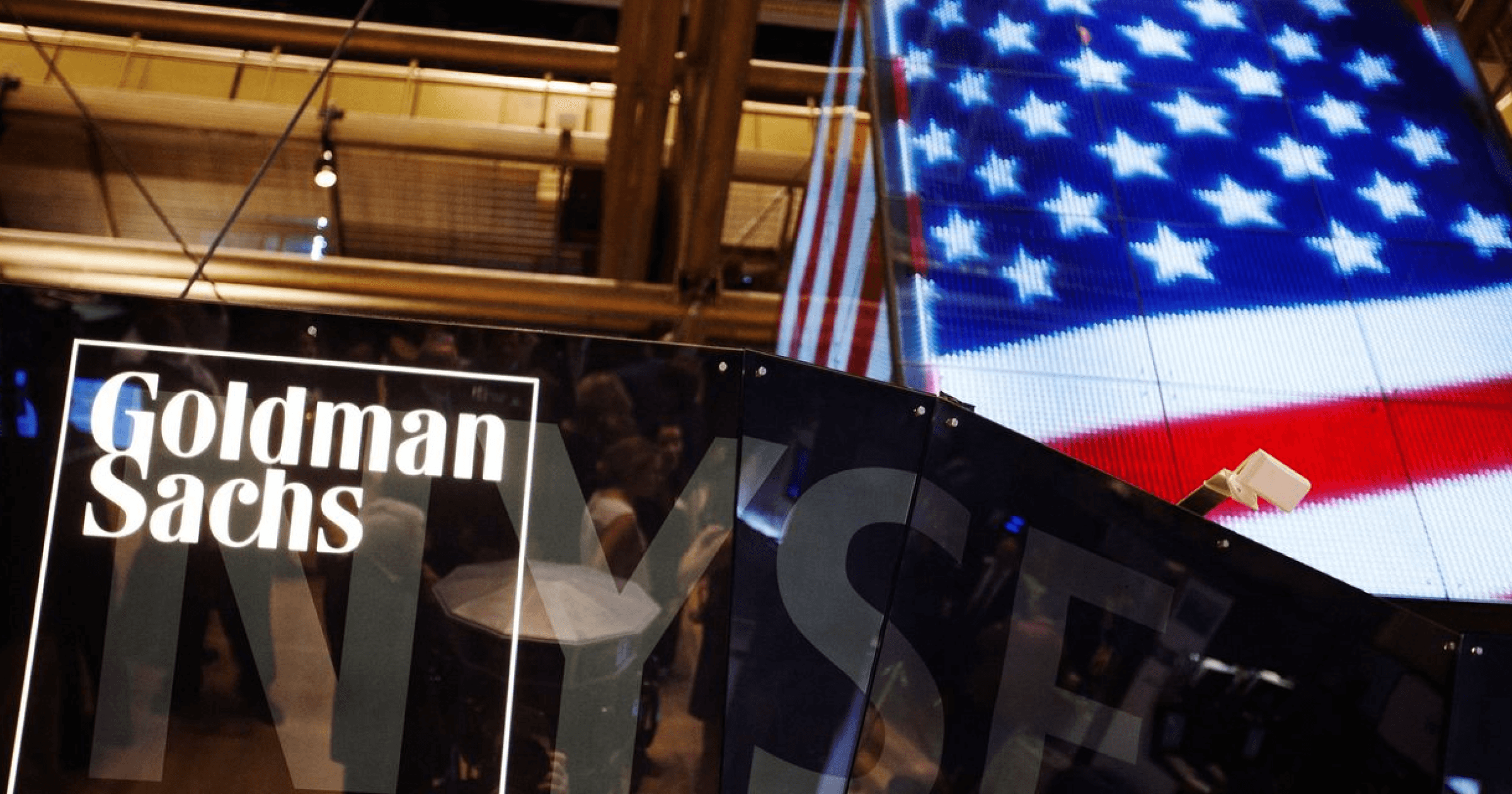 隨著兩間銀行接連暴雷,美股昨日開盤後,眾多銀行股全數走低,最高跌幅近 75%,引發經濟衰退風險。為此高盛、巴來克銀行一改此前態度,轉向預測暫不升息。 3月或不升息!銀行股接連慘跌恐致金融危機,比特幣成避險資產大漲10%