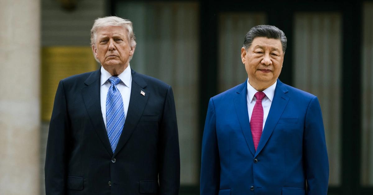 中國官媒痛批AI減速呼籲是「冷戰劇本」,川普則稱:AI末日論不會發生|中國官媒批評 Anthropic 放緩 AI 的倡議為遏制中國的「冷戰劇本」。美國總統川普則指 AI 末日論不會發生,主張美國應保持技術領先並持續發展。