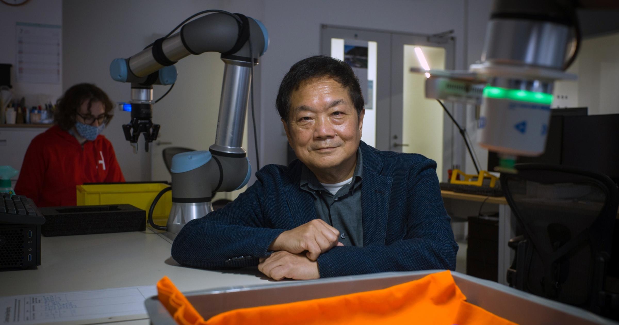 曾主導開發 PlayStation 家用遊戲機,被譽為「PlayStation 之父」的久夛良木健,近日接受《Business+IT》專訪時,再度針對 Web3、NFT、元宇宙發表看法。看衰區塊鏈?PS 遊戲機之父:Web3 太空泛、NFT 是炒作