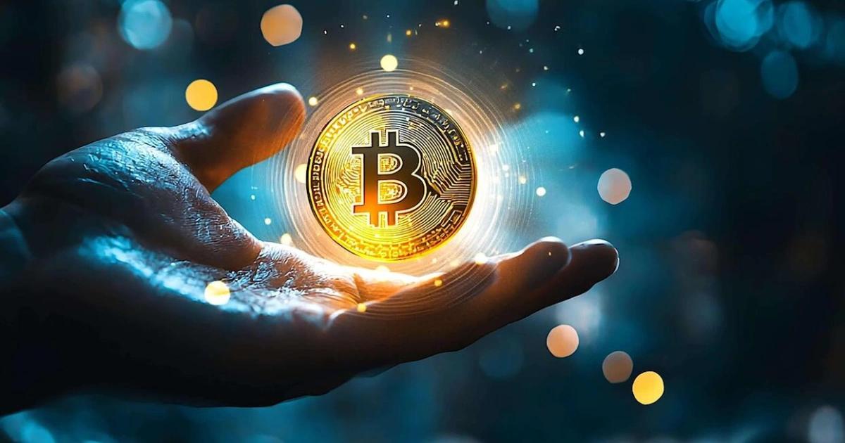 比特幣鏈上影片演進史:從佩佩蛙到銘文,解析背後儲存技術與爭議|開發者與藝術家持續嘗試將圖片、 GIF 與影片寫入比特幣區塊鏈, 利用其不可竄改特性永久保存數位內容, 這引發了區塊空間用途的技術爭議。