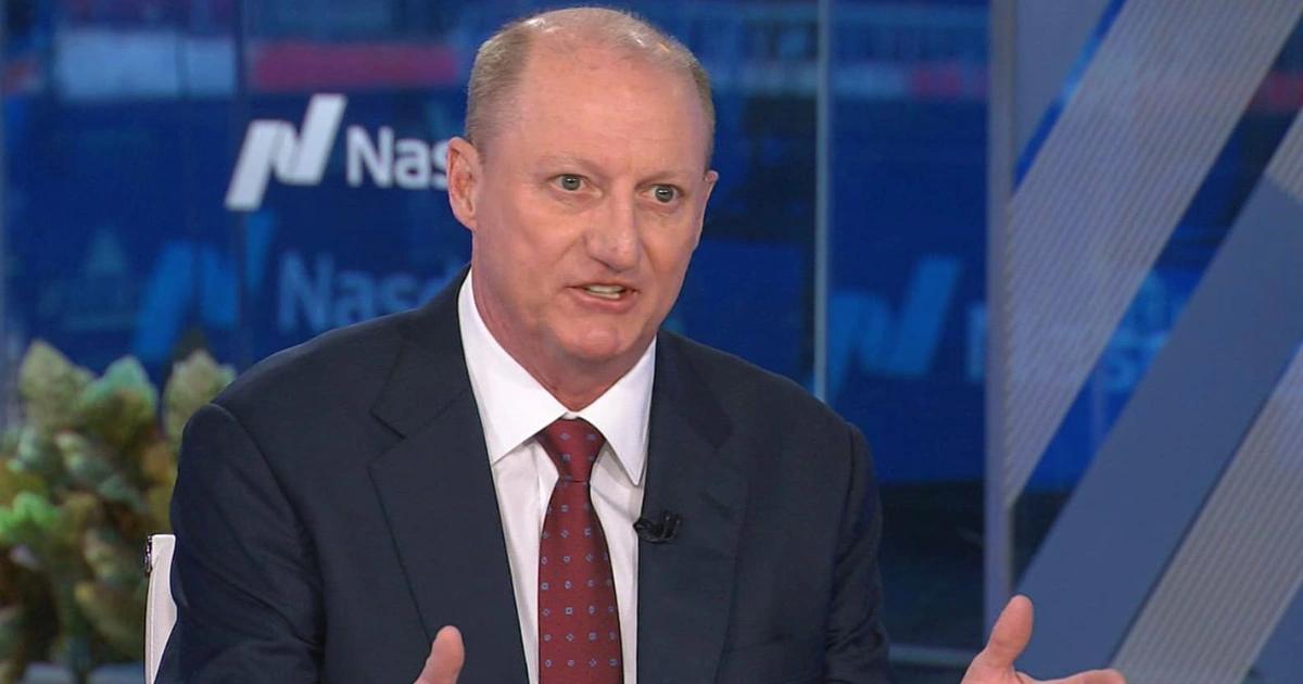 巴菲特退位、Greg Abel接掌波克夏100天:投資帝國的管理方式正在改寫|波克夏海瑟威新執行長 Greg Abel 上任百日,展現出比巴菲特更強勢的管理風格。他重啟庫藏股計畫、重新定義 Apple 等四家公司為核心持股。