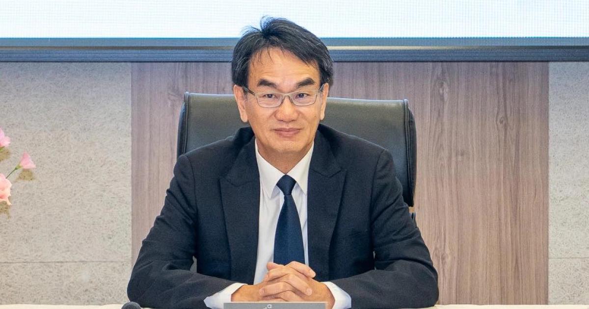 民眾瘋養龍蝦!數發部:AI代理人一定會融入公務,鴻海有意投資台灣算力|AI代理人OpenClaw掀養龍蝦熱潮!數發部盼 AI 代理人融入公務,證實鴻海擬投資算力中心。為防資安風險,政府將推動主權 AI,確保技術自主。