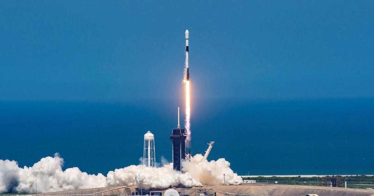 SpaceX星艦第13次試飛成功!20顆V3衛星部署成功,推進馬斯克太空AI願景|SpaceX 於 2026 年 7 月 24 日完成星艦第 13 次試飛,成功濺落助推器並部署 20 顆 V3 衛星。