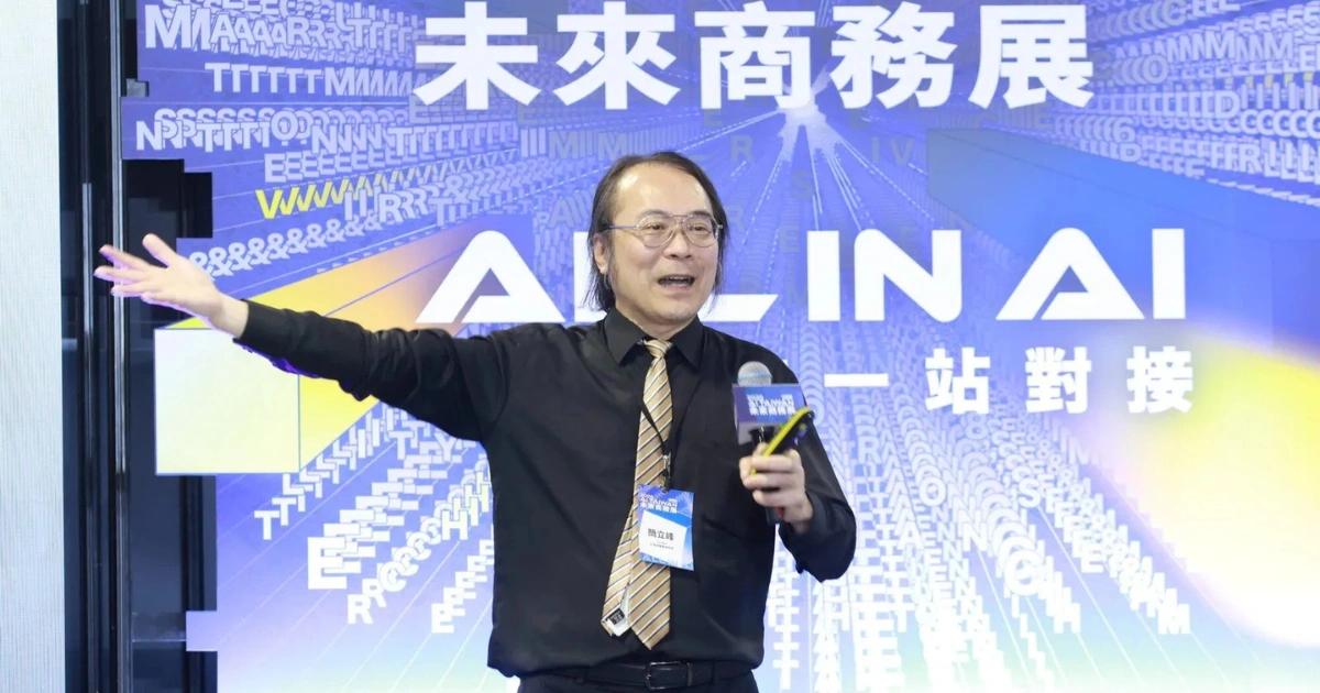台灣少子化有解!AI需求有望促成黃金十年,簡立峰:哆啦A夢在路上