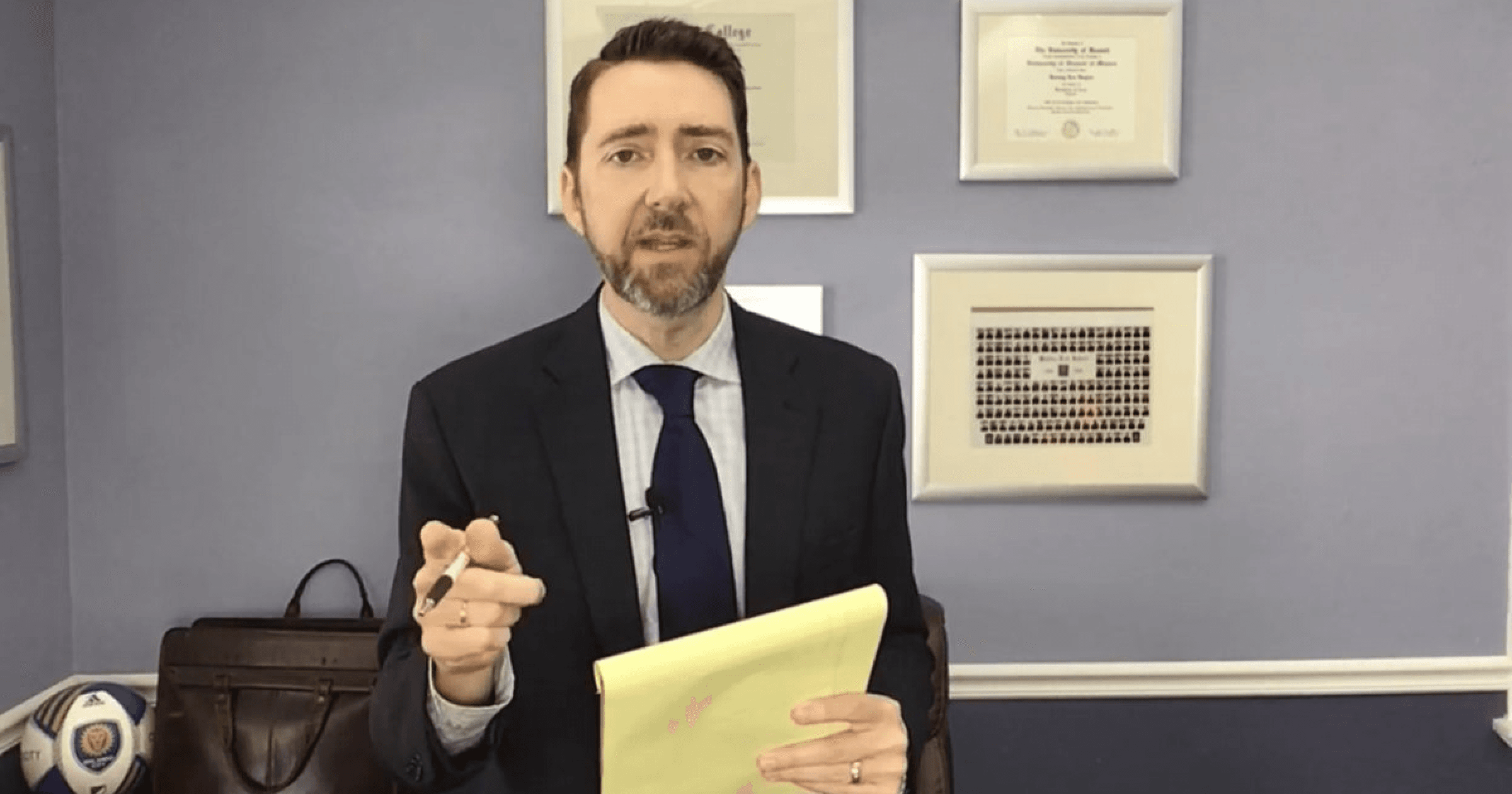 支持 XRP 的美國知名律師 Jeremy Hogan,諷刺美國證券交易委員會對加密貨幣抱有「嚴重偏見」,不僅稱合法註冊是「陷阱」,還諷刺合法註冊毒品可能更簡單。 美SEC故意設陷阱!律師:合法持有「海洛因」,比註冊加密貨幣還簡單