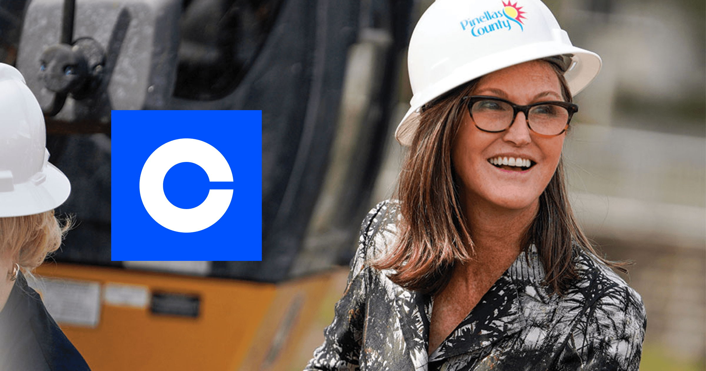 在 Coinbase 遭到 SEC 起訴時,方舟女股神曾表態支持並抄底2千萬美元的股票,但本月 Ripple 勝訴、ETF 申請帶起 Coinbase 股價大漲後,她轉身就狂砸了 8 千萬美元股票。左喊右賣?才剛力捧完Coinbase,方舟女股神轉身狂砸8千萬鎂股票