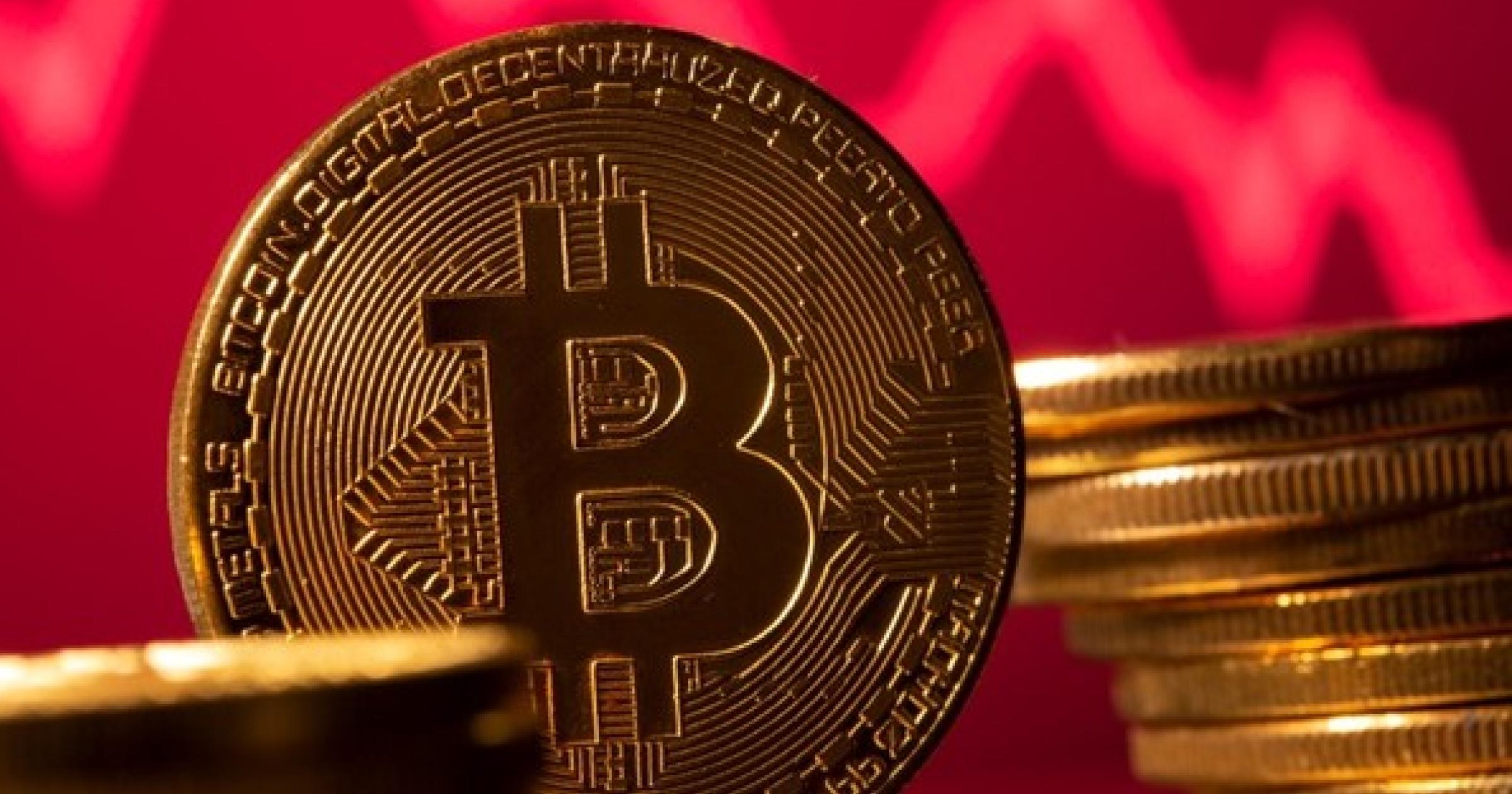 世界上最大的加密貨幣 $BTC 突然閃崩,再次跌回 2022 年 7 月的低點。在撰寫本文時,比特幣價格下跌 5.7% 至 18,662 美元,市值為 3570 億美元。比特幣折價中!兩個月來首次跌破 19,000 美元